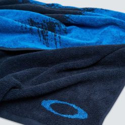 Oakley Scatter Skull Towel